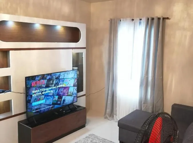 81 Newport 7k Apartahotel
